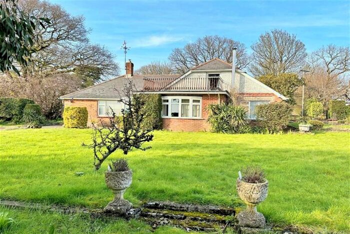 4 Bedroom Detached Bungalow For Sale In Stourpaine, DT11