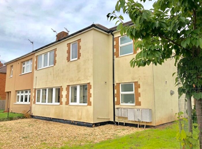 2 Bedroom Apartment To Rent In Frome Valley Road, Frenchay, Bristol, BS16