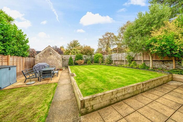 4 Bedroom Detached House For Sale In Goss Lane, Nailsea, North Somerset, BS48