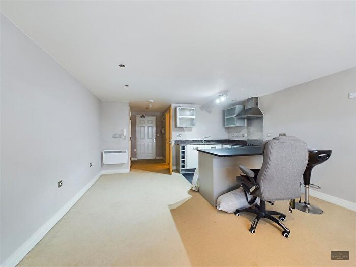 Studio To Rent In Red Lion Lane, Exeter, EX1