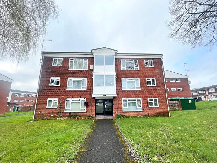 2 Bedroom Apartment To Rent In Deansway, Warwick, CV34
