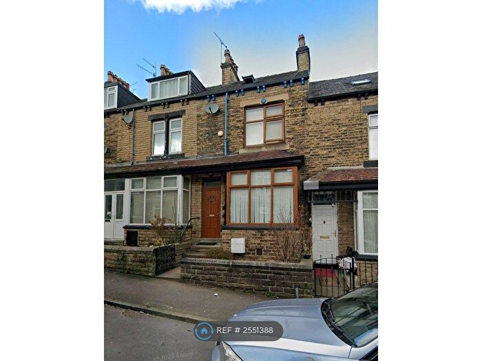 4 Bedroom Terraced House To Rent In Norwood Avenue, Shipley, BD18
