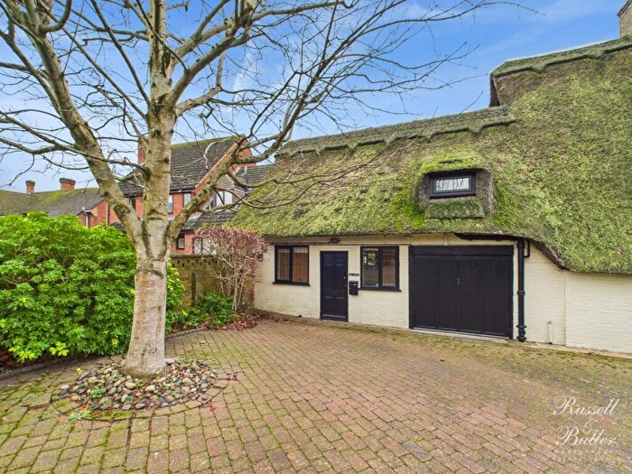 2 Bedroom Cottage To Rent In Moreton Road, Buckingham, MK18