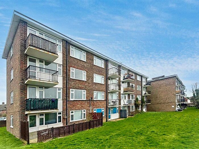 1 Bedroom Flat For Sale In Faygate Road, Eastbourne, BN22