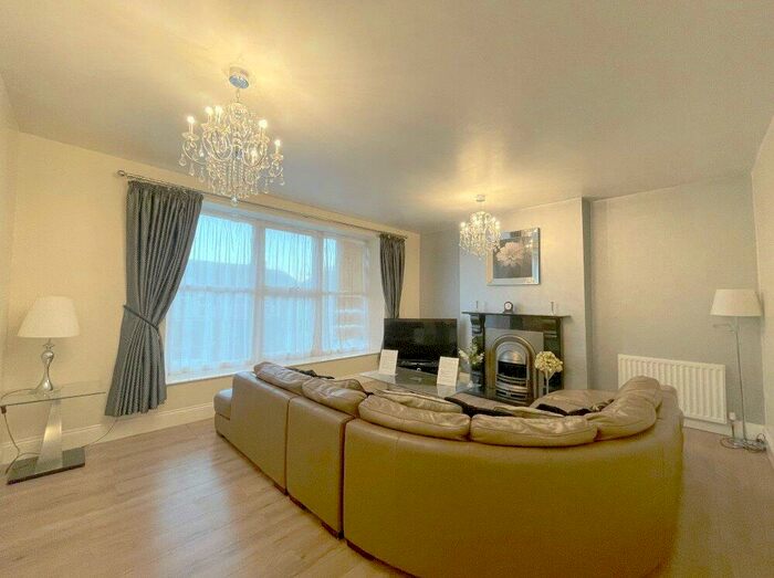 5 Bedroom Apartment To Rent In Front Street, Annfield Plain, Stanley