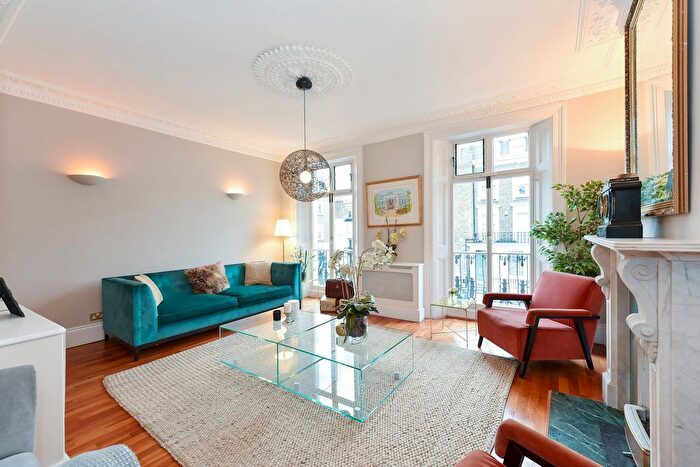 5 Bedroom Detached House To Rent In Milner Street, London, SW3