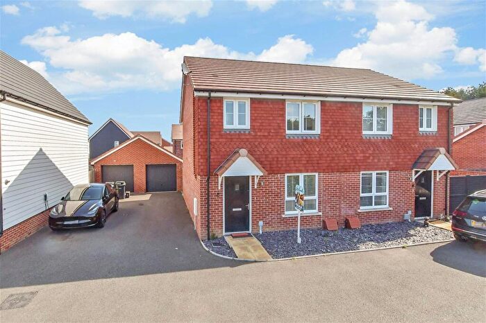 3 Bedroom Semi-Detached House For Sale In Wenham Drive, Langley Park, Maidstone, Kent, ME17