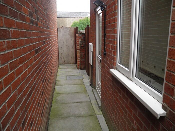 1 Bedroom Terraced House To Rent In Victoria Street, Ripley, Derbyshire, DE5