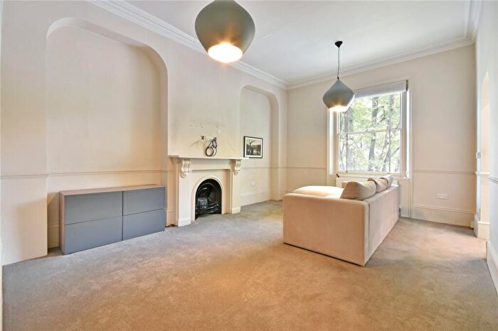 3 Bedroom Flat To Rent In Marlborough Hill, St. John's Wood, NW8