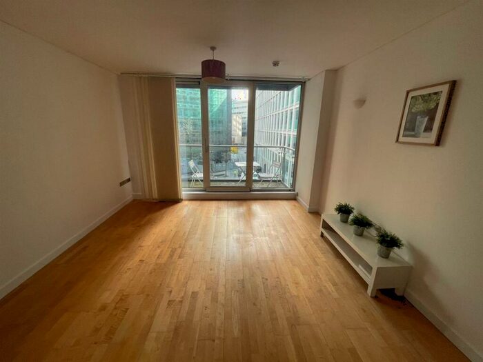 1 Bedroom Apartment To Rent In Leftbank, Spinningfields, Manchester, M3