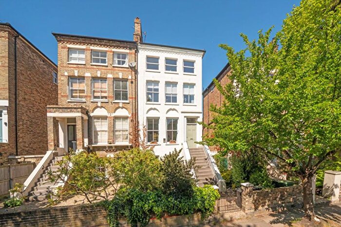 3 Bedroom Flat For Sale In Freegrove Road, Hillmarton Conservation Area, N7