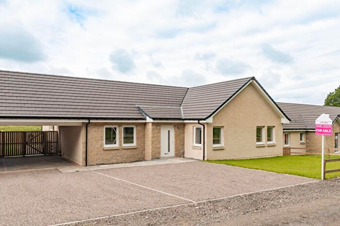 4 Bedroom Link Detached House For Sale In Kirkforthar, Kirkforthar Feus, KY7