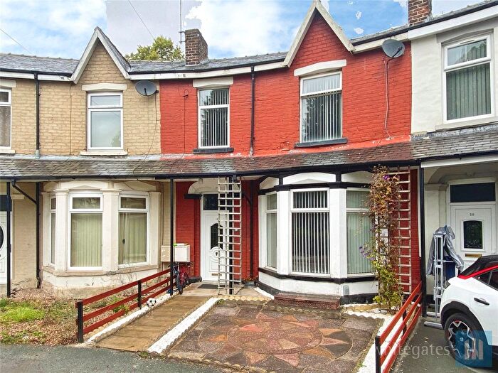 4 Bedroom Terraced House To Rent In Victoria Crescent, Dewsbury, WF13