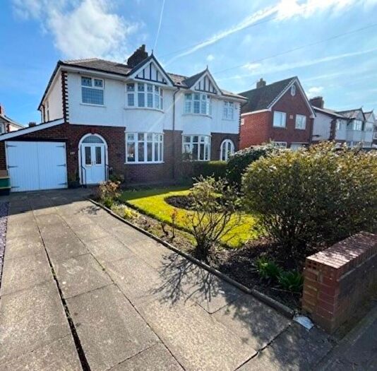 3 Bedroom Semi-Detached House To Rent In Liverpool Road, Penwortham, Preston, PR1