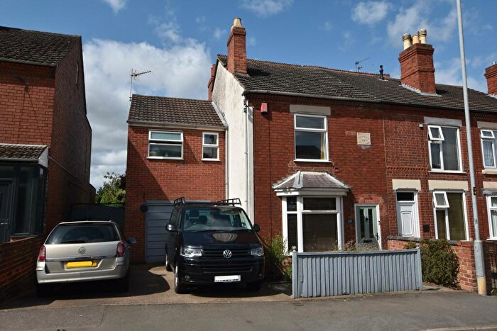 3 Bedroom Semi-Detached House For Sale In Charnwood Road, Shepshed, LE12