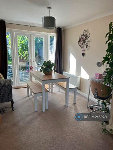 3 Bedroom Semi-Detached House To Rent In Beech Road, Horsham, RH12