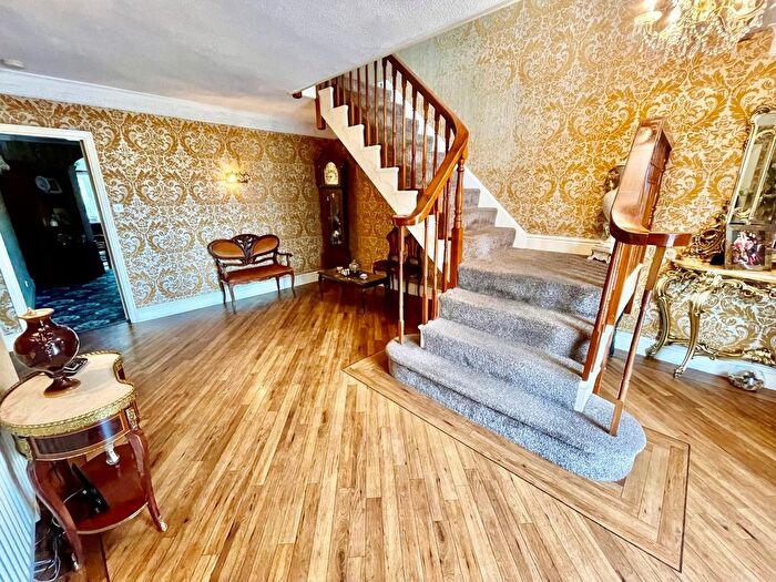 5 Bedroom Detached House For Sale In Cannock Road, Westcroft, Wolverhampton, WV10