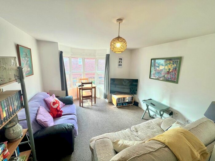 1 Bedroom Flat To Rent In Wellington Road North, Stockport, SK4