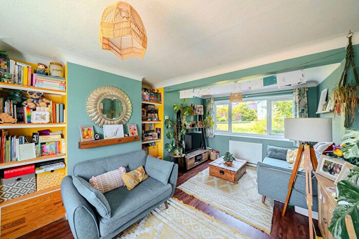 3 Bedroom Terraced House For Sale In Raglan Way, Chepstow, NP16