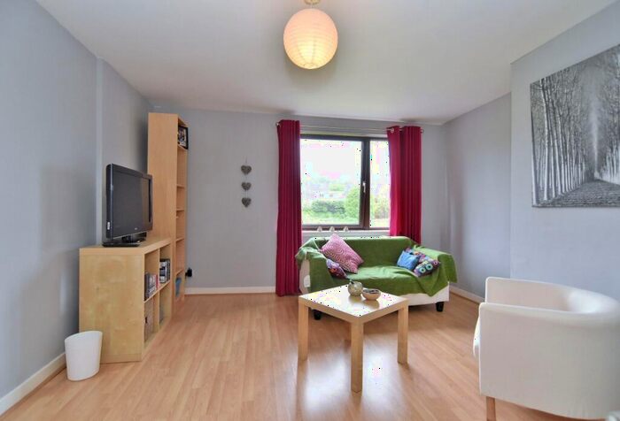 3 Bedroom Flat To Rent In Morrison Drive, Garthdee, Aberdeen, AB10