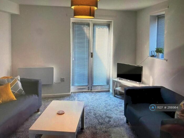 3 Bedroom Flat To Rent In Charlotte Mews, Newcastle Upon Tyne, NE1