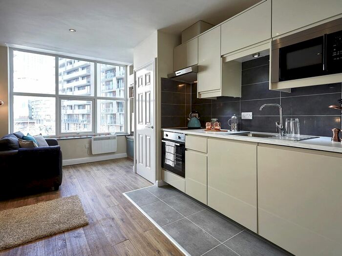 Studio To Rent In Blackfriars Road, Salford, M3