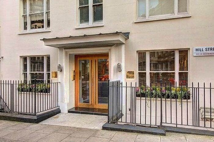 Studio To Rent In Hill Street, London, W1J