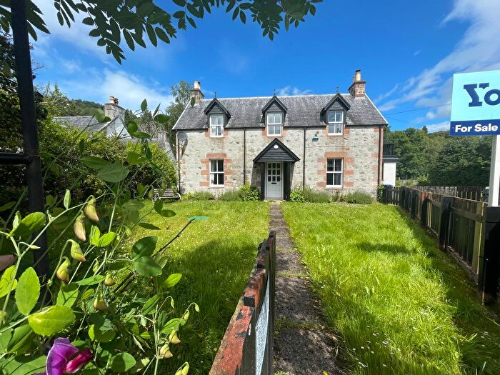5 Bedroom Detached House For Sale In The Green, Drumnadrochit, IV63