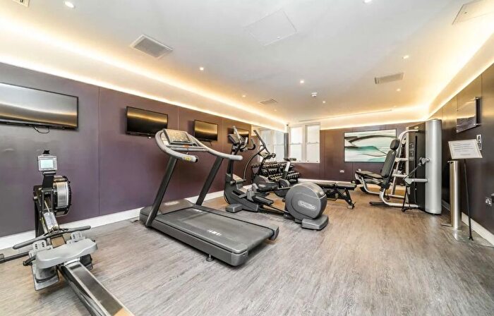 3 Bedroom Flat To Rent In Paxton House, Chambers Park Hill, Wimbledon, SW20