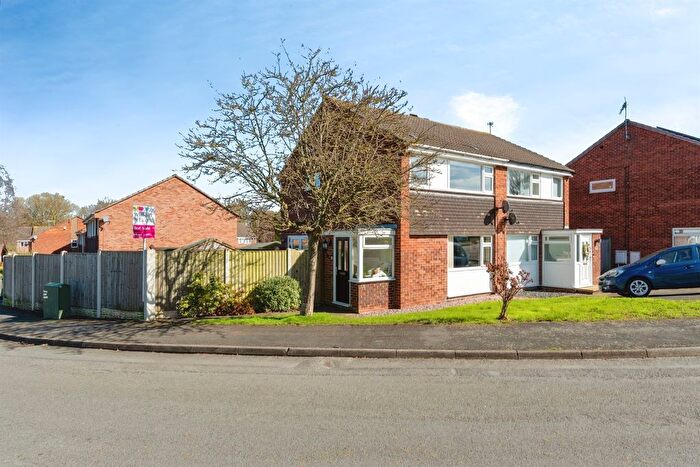 3 Bedroom Semi Detached House For Sale In Northwood Drive, Shepshed, Loughborough, LE12