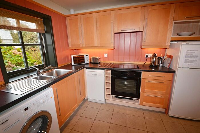 2 Bedroom Cottage For Sale In Dolmenyn, East Jordeston, St Florence, SA70