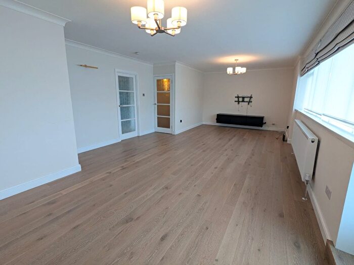 2 Bedroom Flat To Rent In Jesmond Way, Stanmore, HA7