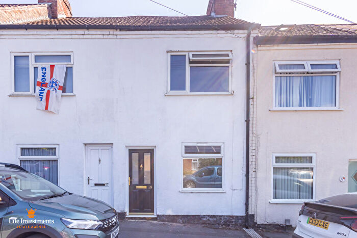 3 Bedroom Terraced House To Rent In Clarence Road, New Bilton, Rugby, Warwickshire, CV21