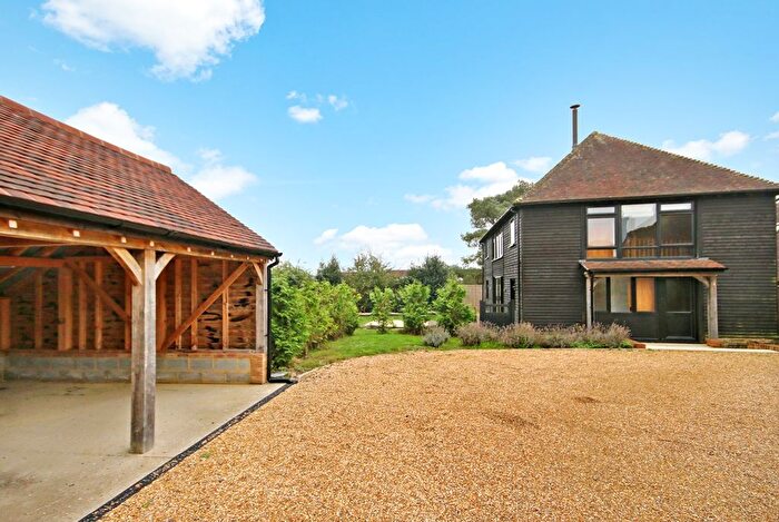 4 Bedroom Barn Conversion For Sale In Tylers Lane, Horney Common, Uckfield, TN22