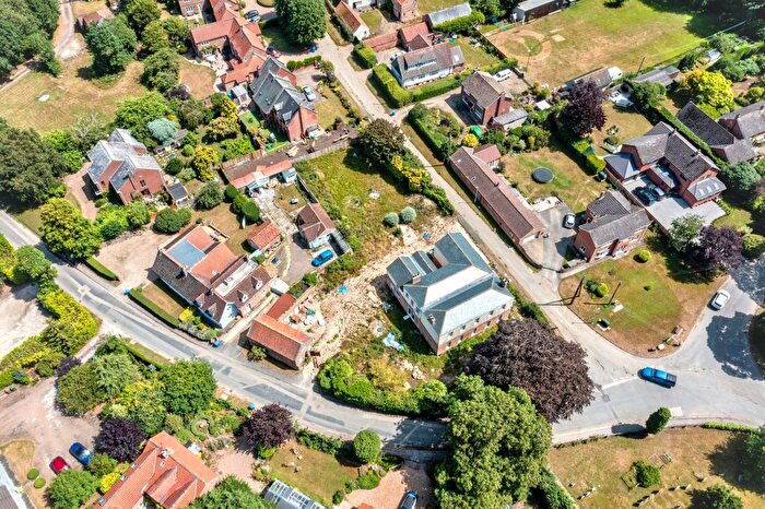 6 Bedroom Detached House For Sale In Burnby, York, YO42