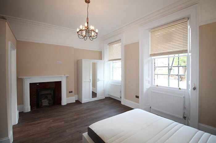 4 Bedroom Maisonette To Rent In Jesmond Road West, Newcastle Upon Tyne, NE2