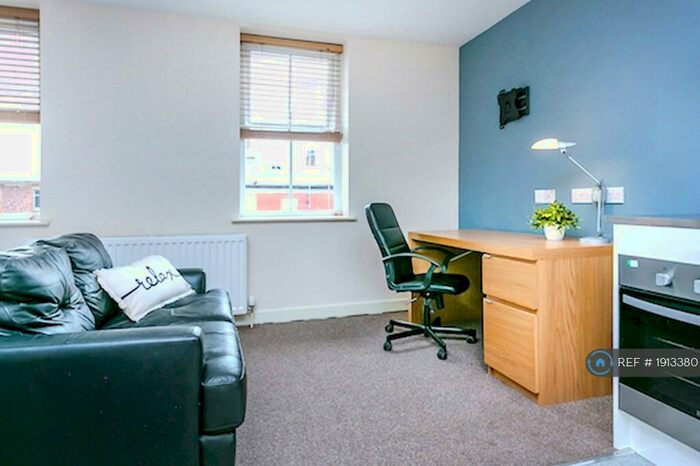 Studio To Rent In Tithebarn Street, Preston, PR1