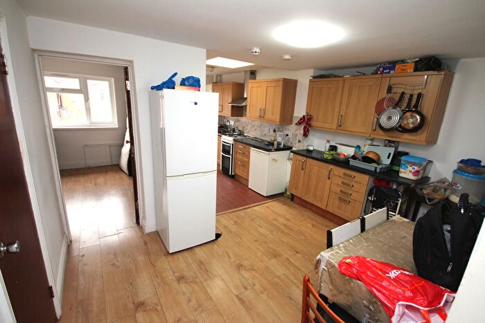 5 Bedroom Terraced House To Rent In Bempton Drive, Ruislip, HA4
