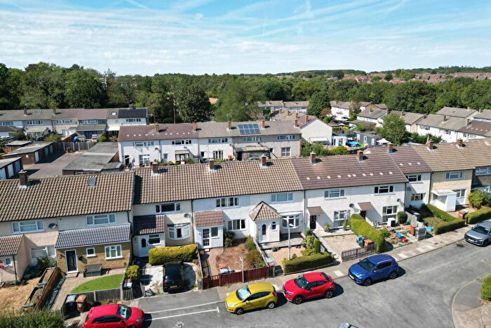 3 Bedroom Terraced House For Sale In Beale Close, Stevenage, SG2