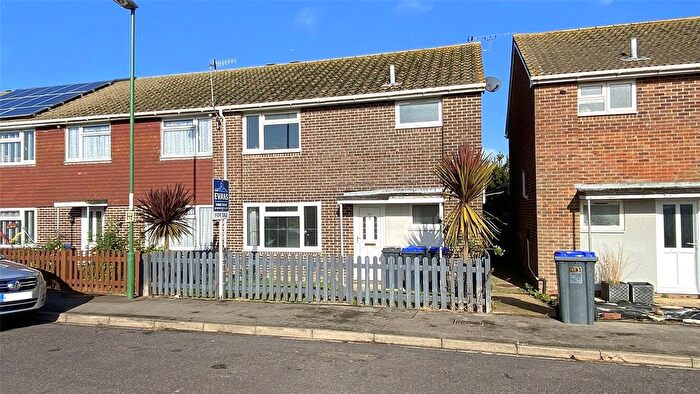 4 Bedroom End Of Terrace House For Sale In Hayley Road, Lancing, West Sussex, BN15