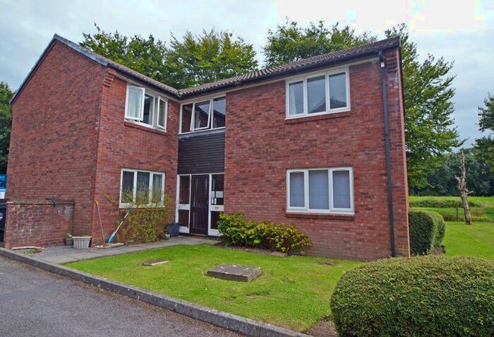 1 Bedroom Flat To Rent In Carice Gardens, Clevedon, BS21