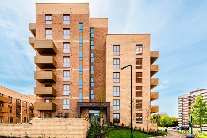 2 Bedroom Apartment For Sale In Park Rise, Hornchurch, London, RM12