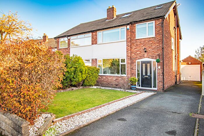 4 Bedroom Semi Detached House For Sale In Chandos Garth, Leeds, LS8