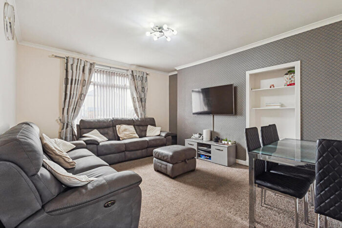 3 Bedroom Terraced House For Sale In Almond Street, Grangemouth, FK3