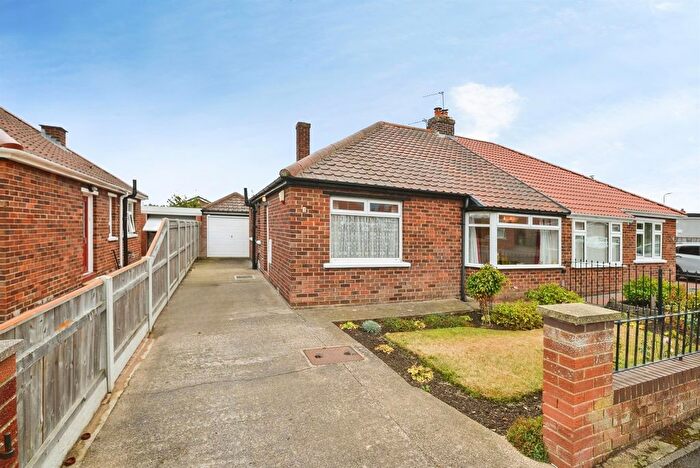 2 Bedroom Detached Bungalow For Sale In Antrim Avenue, Stockton-On-Tees, TS19