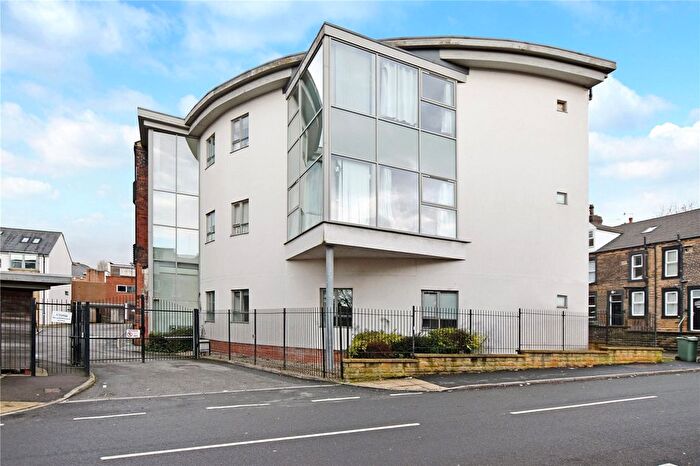 2 Bedroom Flat For Sale In Melbourne Mills, Melbourne Street, Morley, Leeds, West Yorkshire, LS27