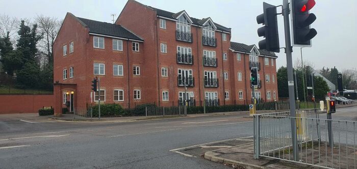 2 Bedroom Flat To Rent In Harriet House, HP3