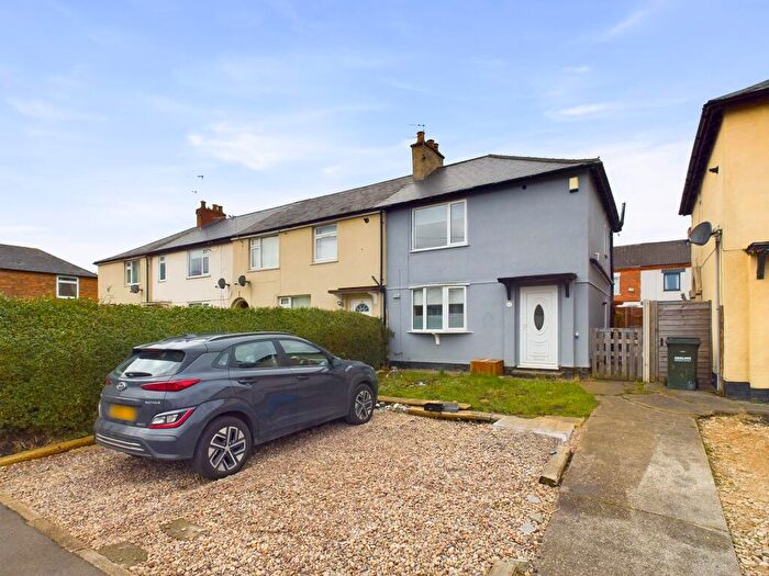 3 Bedroom End Of Terrace House For Sale In Dale Avenue, Carlton, Nottingham, NG4