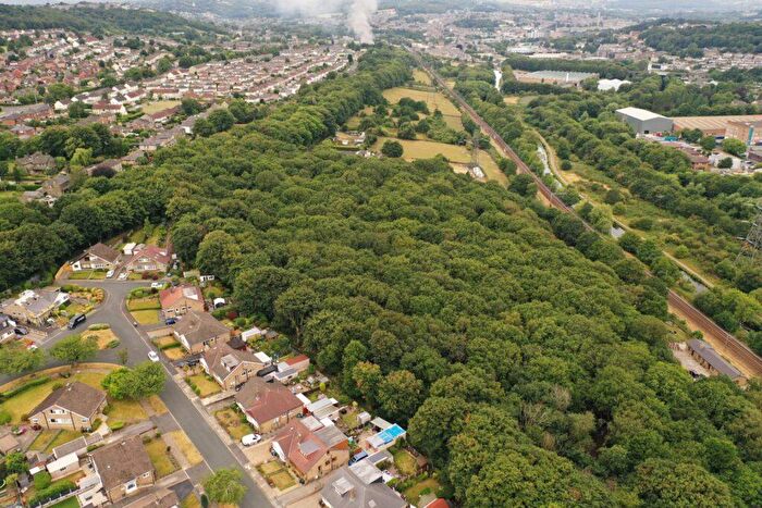 Land For Sale In Woodland For Sale – . Hectares (. Acres), Brackendale Drive, Thackley, BD10