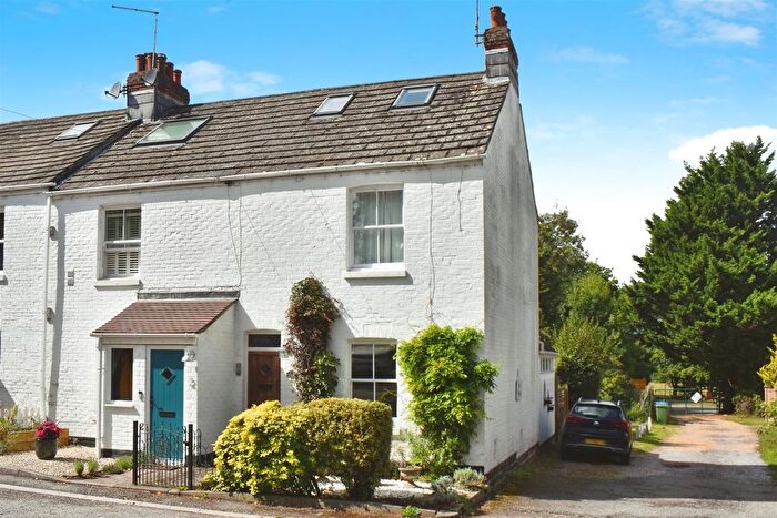 3 Bedroom End Terrace House For Sale In Coal Park Lane, Swanwick, SO31